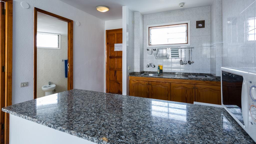 Tagoror Beach Apartments - Adults Only Плая дел Инглес Стая снимка