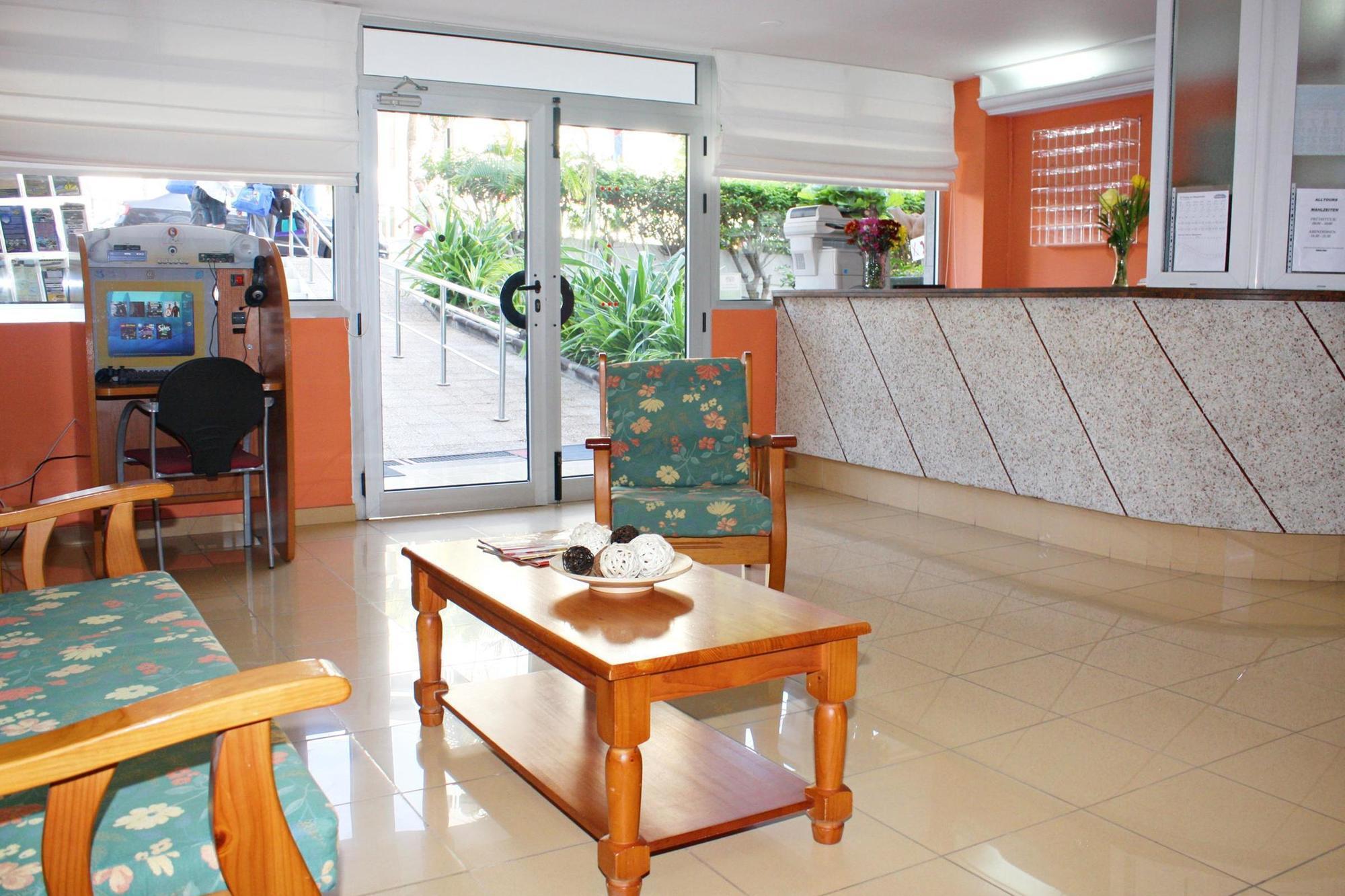 Tagoror Beach Apartments - Adults Only Плая дел Инглес Екстериор снимка